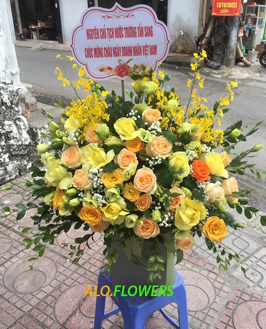 lẵng hoa sang trọng đẹp
